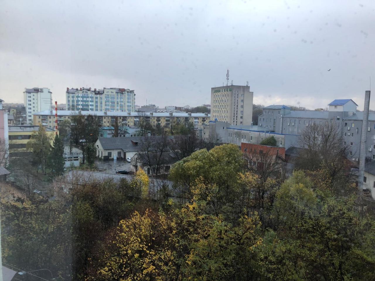 Apartment Ivano-Frankivsk Esterno foto